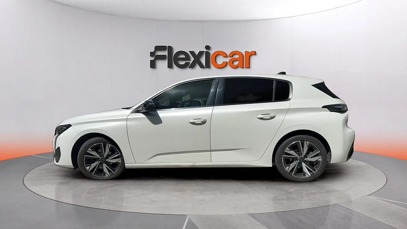 Usado Peugeot 308 Allure 131 CV (96 kW) 2022 Blanco Berlina