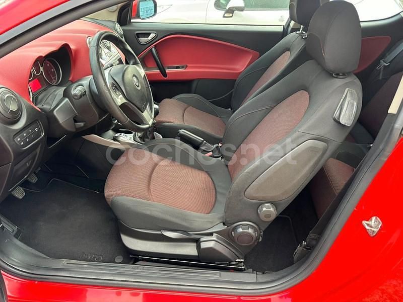 Usado Alfa Romeo MiTo Distinctive 120 CV (88 kW) 2008 Rojo Utilitario