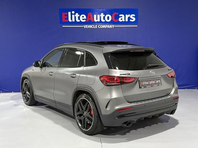 Usado Mercedes GLA35 AMG 306 CV (225 kW) 2023 Gris / plata SUV