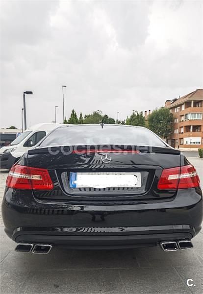 Usado Mercedes E350 231 CV (169 kW) 2009 Negro Coupe