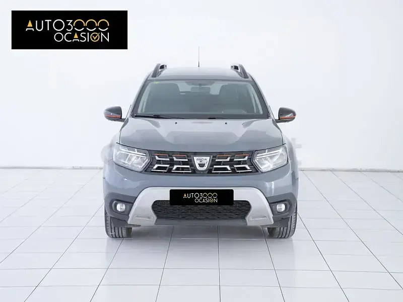 Usado Dacia Duster Extreme 130 CV (95 kW) 2022 Gris / plata SUV