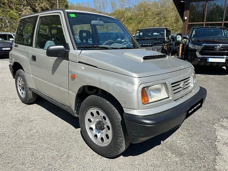 Usado Suzuki Vitara 90 CV (66 kW) 2003 Beige SUV