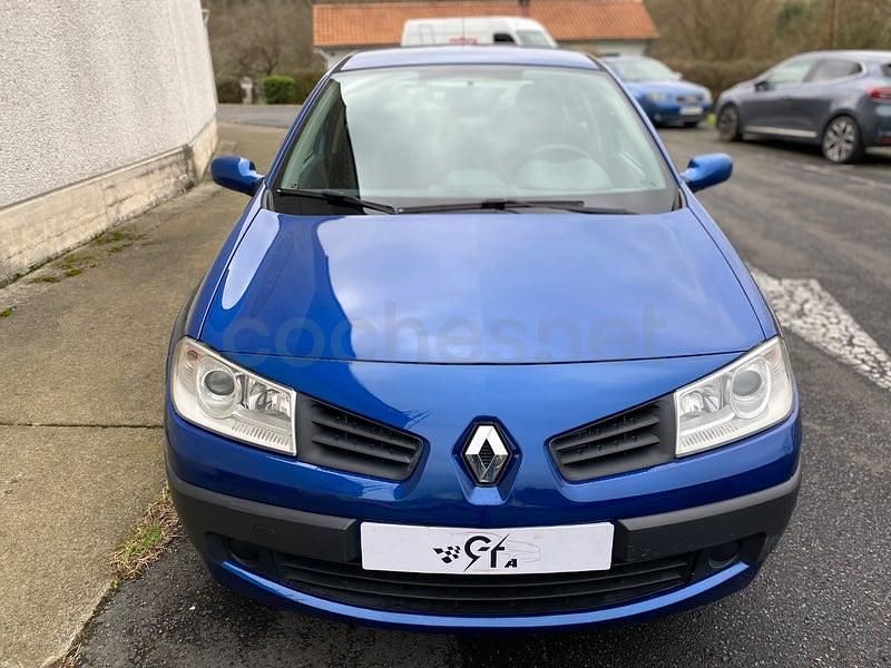 Usado Renault Mégane II Authentique 100 CV (73 kW) 2007 Azul Berlina