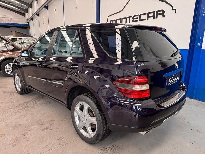 Usado Mercedes ML280 190 CV (139 kW) 2006 Azul SUV