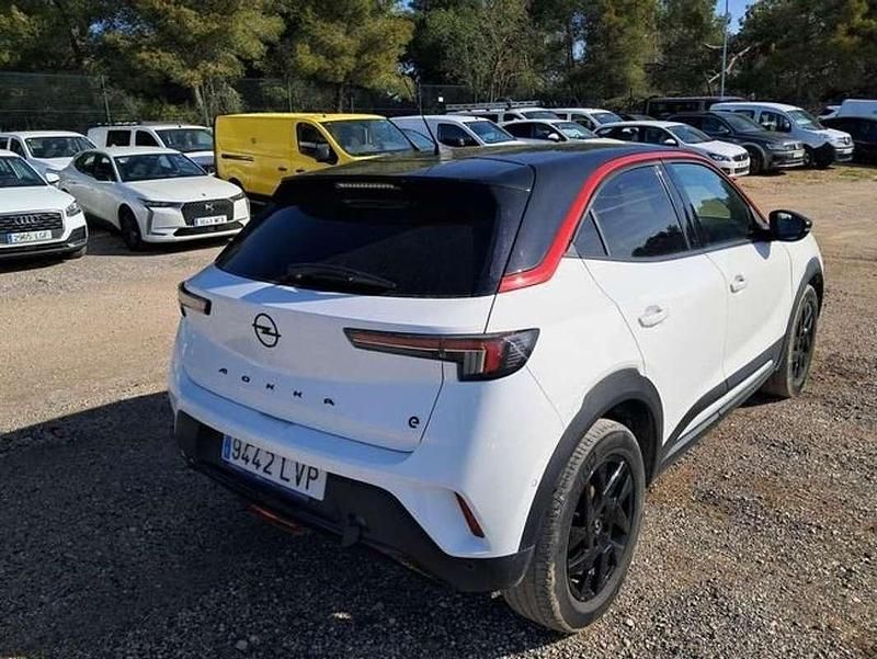 Usado Opel Mokka-e GS Line 100 kW (136 CV) 2021 Blanco SUV