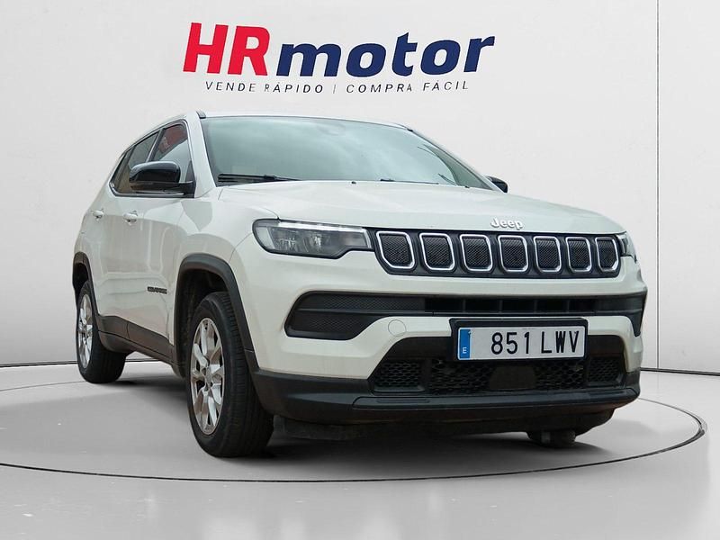 Usado Jeep Compass Longitude 132 CV (97 kW) 2022 Blanco SUV