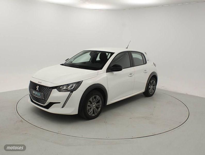 Usado Peugeot 208 Active 100 kW (136 CV) 2023 Blanco Utilitario