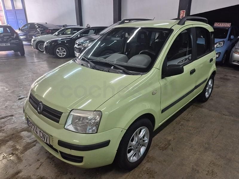 Usado Fiat Panda Dynamic 60 CV (44 kW) 2003 Verde Utilitario