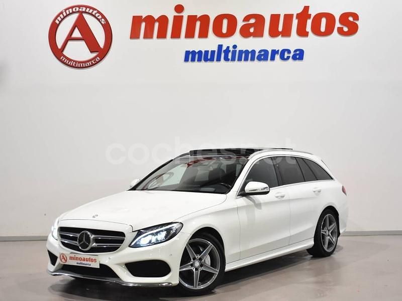 Usado Mercedes C220 AMG line 170 CV (125 kW) 2014 Blanco Familiar