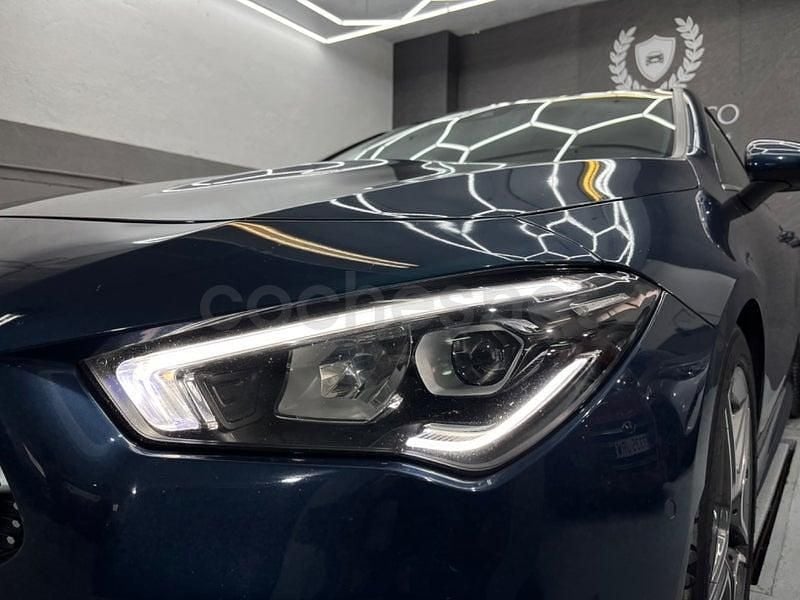 Usado Mercedes CLA200 150 CV (110 kW) 2021 Azul Berlina