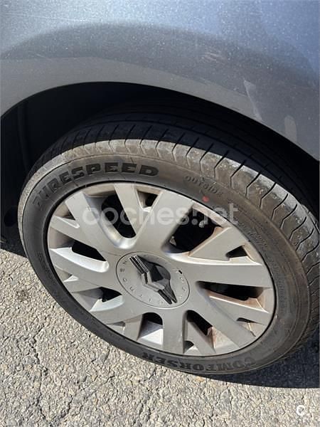 Usado Citroën C4 VTR Sport 110 CV (80 kW) 2008 Gris / plata Berlina