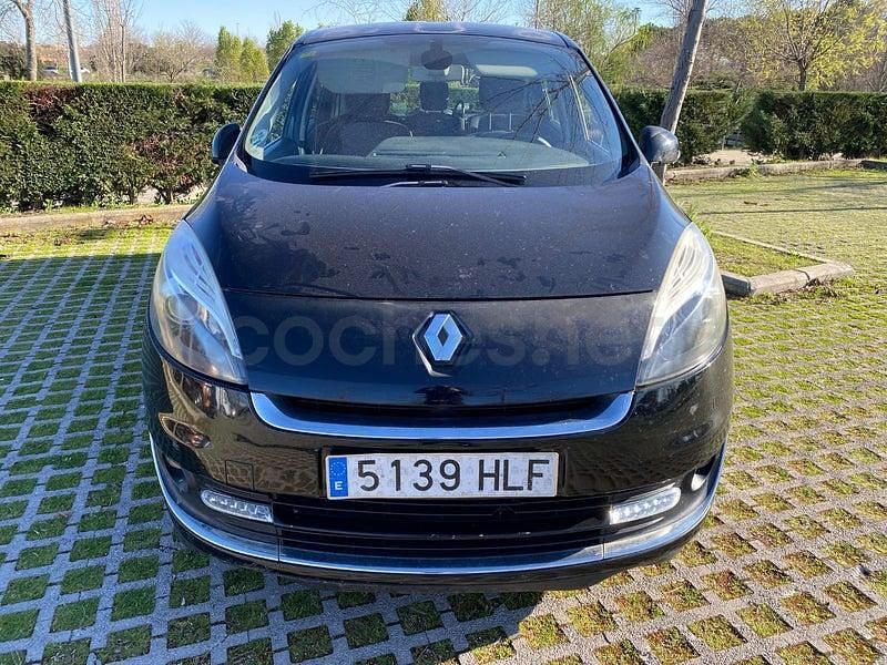 Usado Renault Grand Scénic III Dynamique 110 CV (80 kW) 2012 Negro Monovolumen