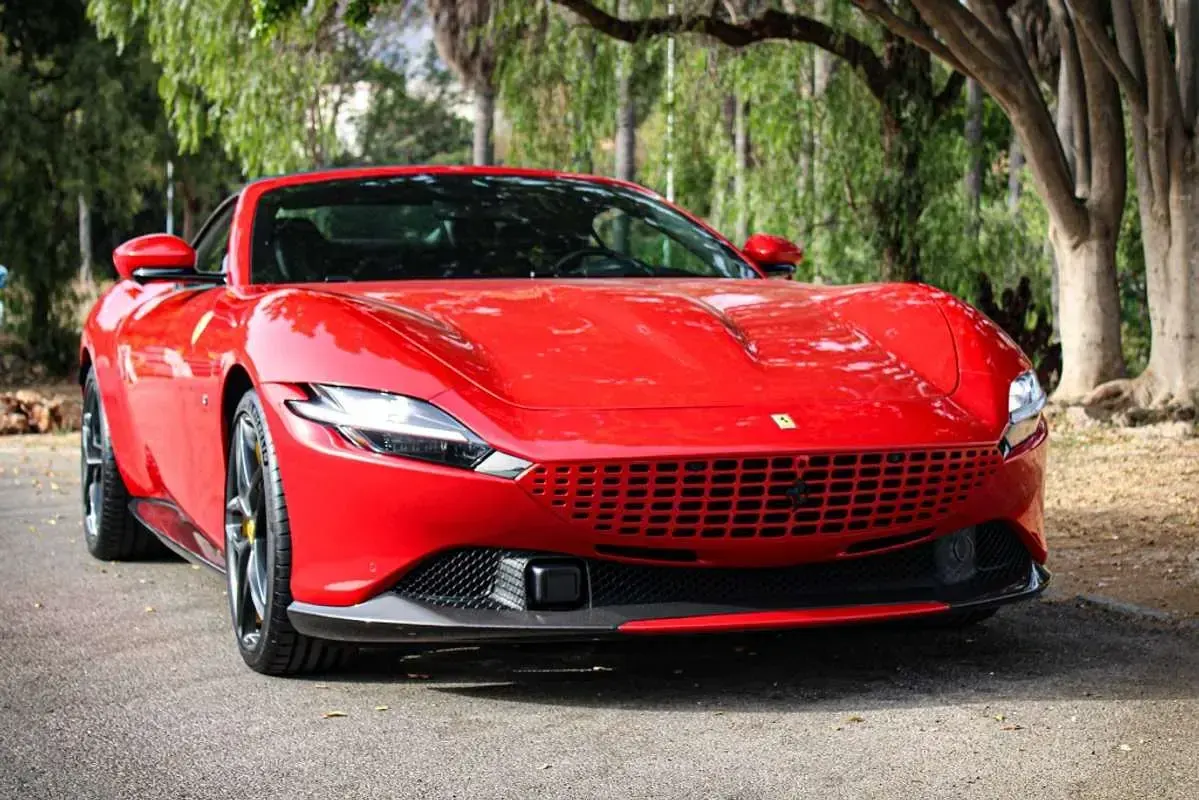 Nuevo Ferrari Roma 620 CV (456 kW) 2026 Rojo Coupe