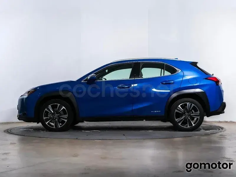 Usado Lexus UX 184 CV (135 kW) 2021 Azul SUV