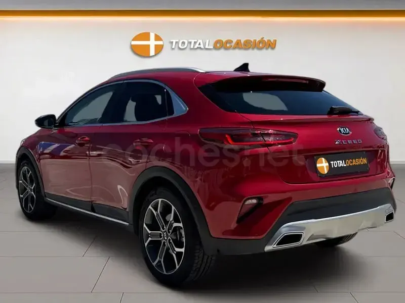 Usado Kia XCeed 120 CV (88 kW) 2019 Rojo SUV