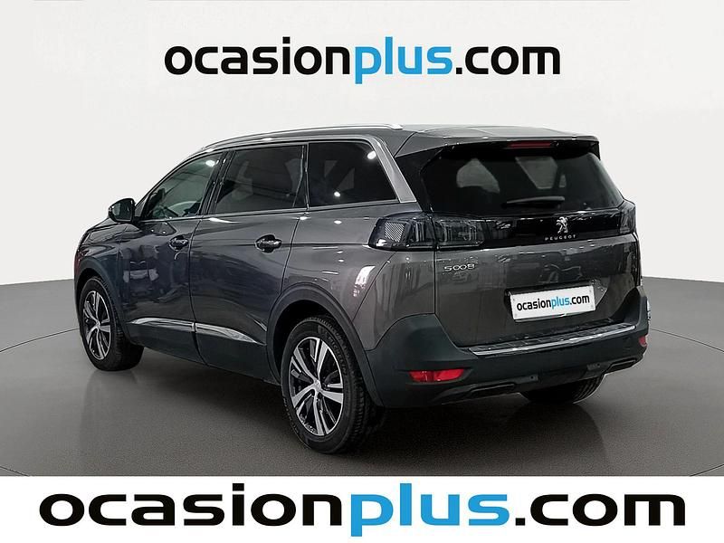 Usado Peugeot 5008 Allure 131 CV (96 kW) 2024 Gris plata SUV