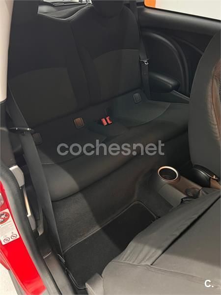 Usado Mini Cooper 120 CV (88 kW) 2009 Rojo Utilitario