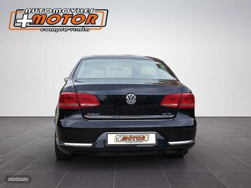Usado VW Passat Highline 170 CV (125 kW) 2011 Negro Berlina