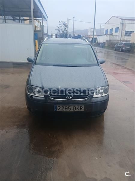 Gris / plata Usado 2005 VW Touran Trendline Monovolumen | 2800 € (Super precio) - Imagen 1/4