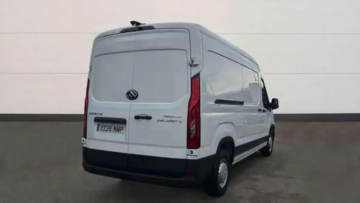 Nuevo Maxus V70 150 CV (110 kW) 2026 Blanco Van