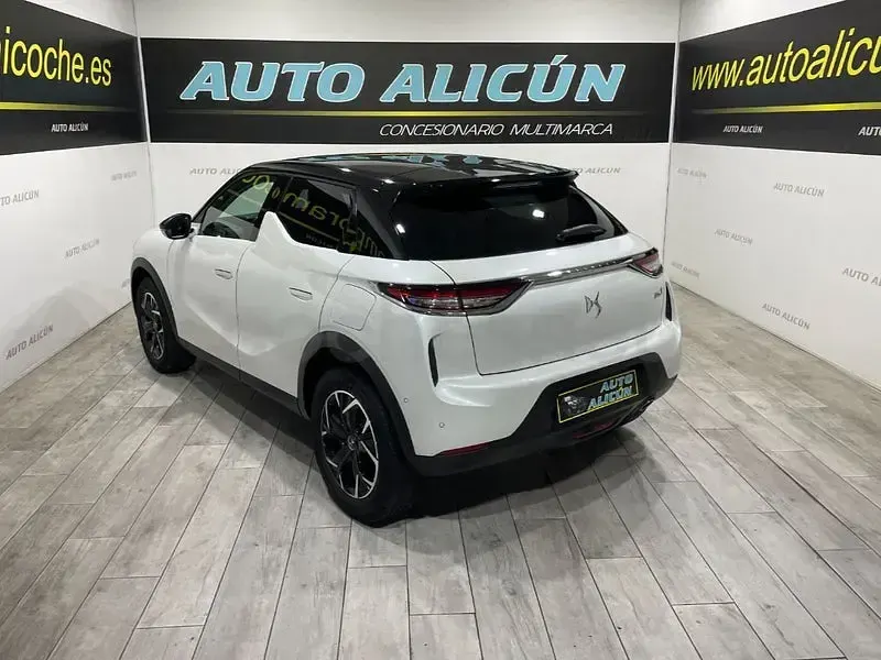 Usado DS Automobiles DS3 Performance 120 CV (88 kW) 2020 Blanco Berlina