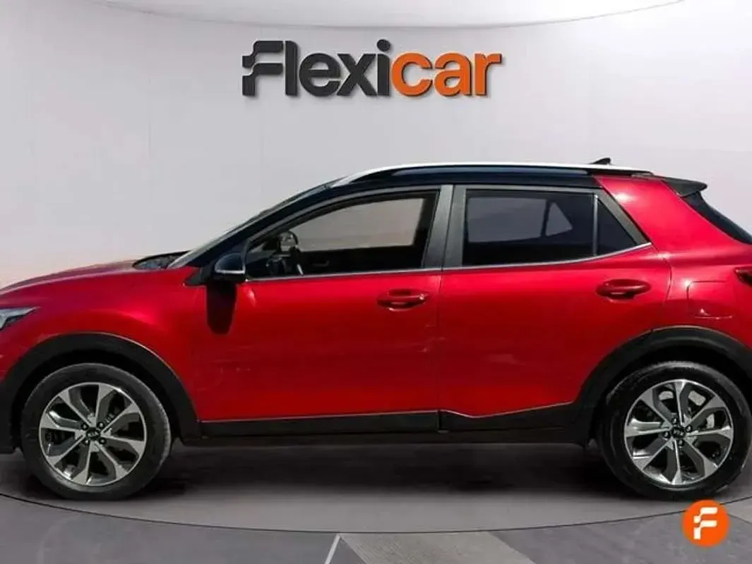 Usado Kia Stonic 101 CV (74 kW) 2019 Granate SUV