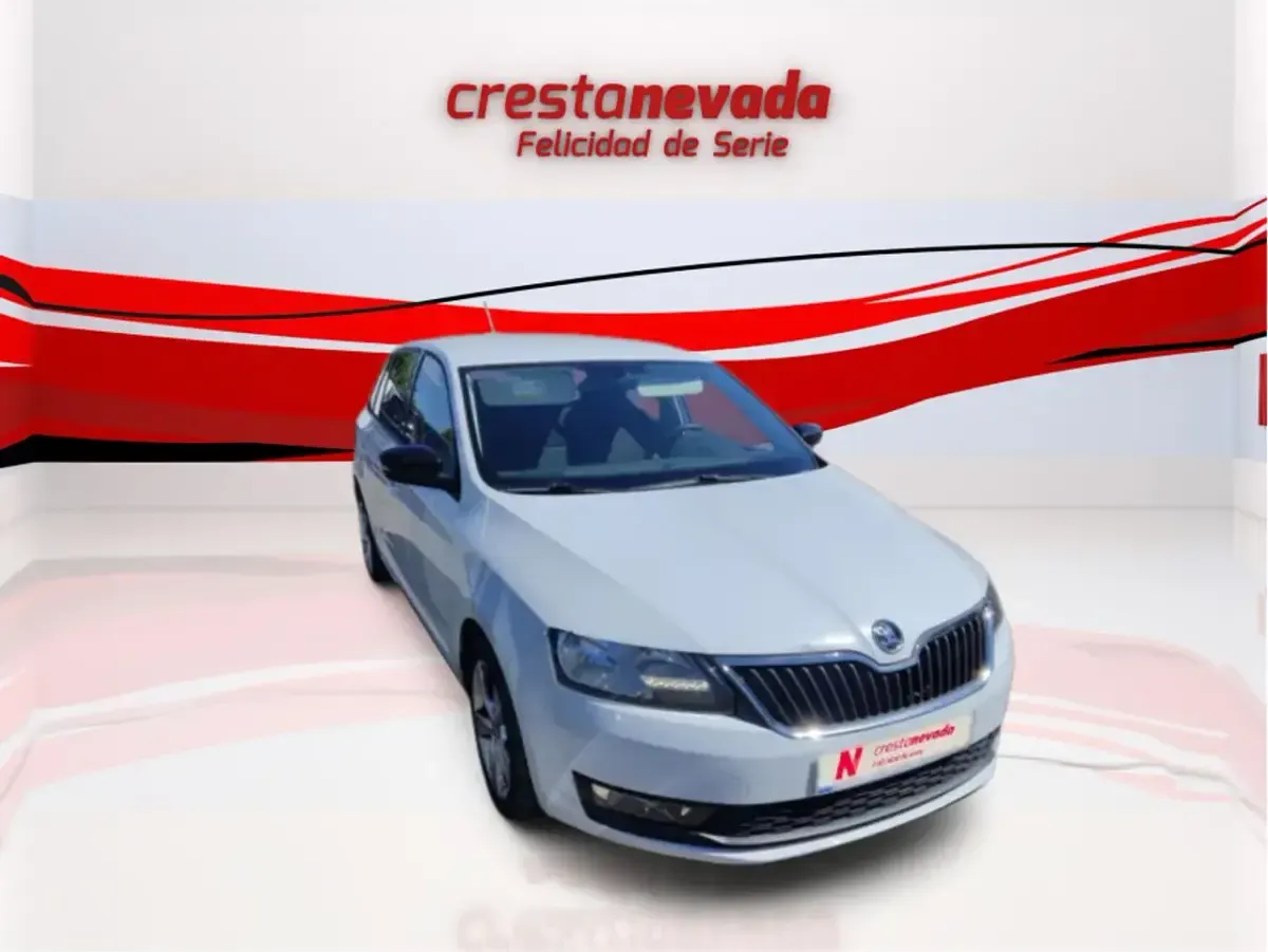 Usado Skoda Rapid Style 90 CV (66 kW) 2018 Blanco Utilitario