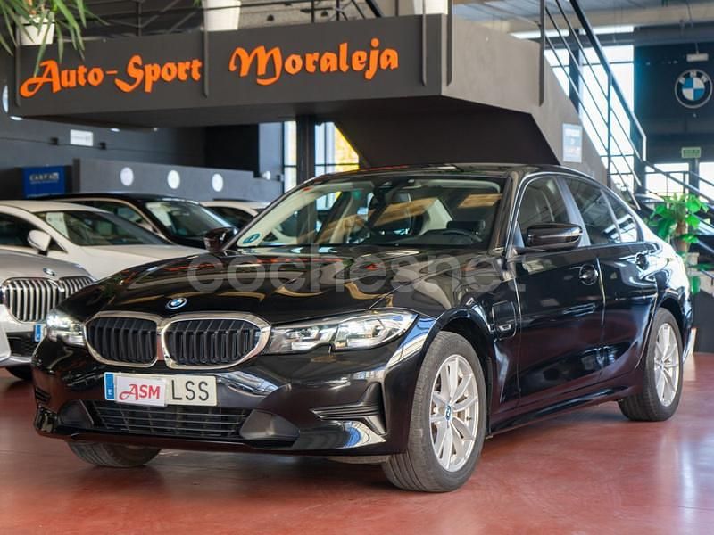 Negro Usado 2021 BMW 320e Sport Line Berlina | 23.900 € (Buen precio) - Imagen 1/4