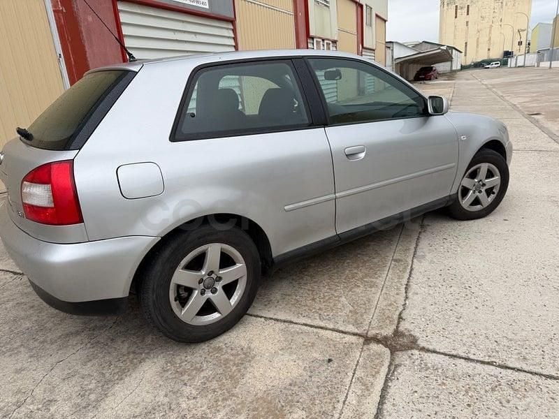 Usado Audi A3 Ambition 150 CV (110 kW) 2003 Gris / plata Utilitario