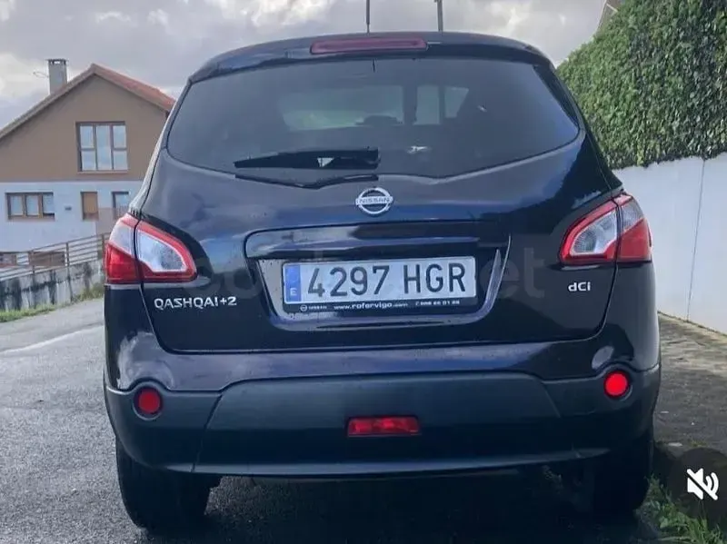 Usado Nissan Qashqai Premium Edition 150 CV (110 kW) 2011 Granate SUV