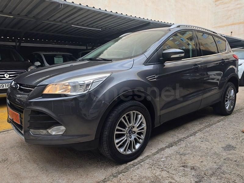 Usado Ford Kuga Titanium S 163 CV (119 kW) 2013 Gris / plata SUV