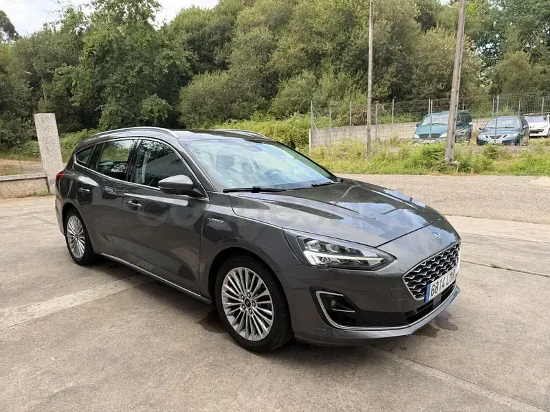 Usado Ford Focus ST-Line X 120 CV (88 kW) 2022 Gris / plata Berlina