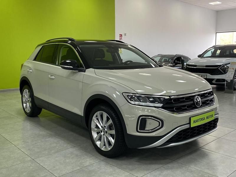 Usado VW T-Roc Life 110 CV (80 kW) 2024 Beige SUV