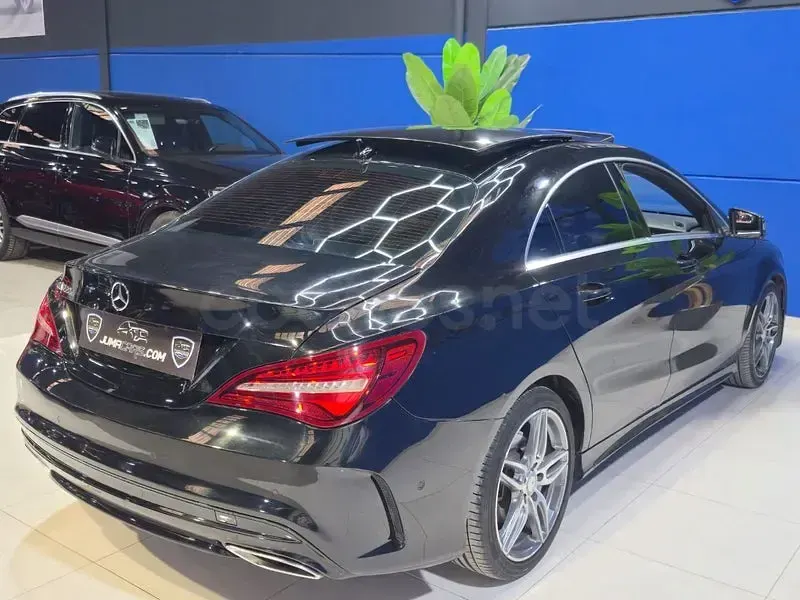 Usado Mercedes CLA220 170 CV (125 kW) 2018 Negro Berlina