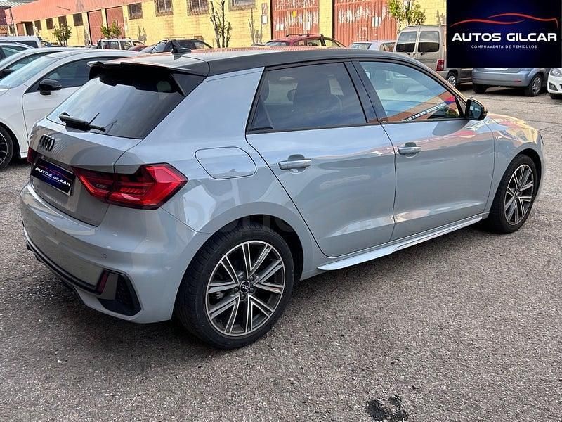 Usado Audi A1 Sportback Ambiente 110 CV (80 kW) 2021 Gris / plata Utilitario