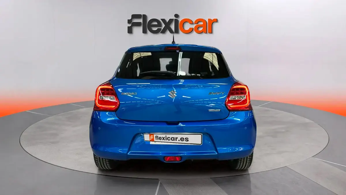 Usado Suzuki Swift GLX 83 CV (61 kW) 2022 Azul Utilitario