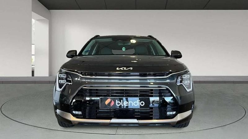 Usado Kia Niro 185 CV (136 kW) 2023 Gris SUV