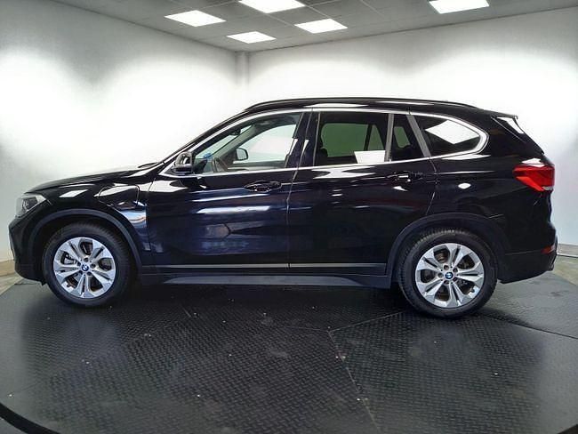 Usado BMW X1 Comfort Edition 220 CV (161 kW) 2021 Negro SUV