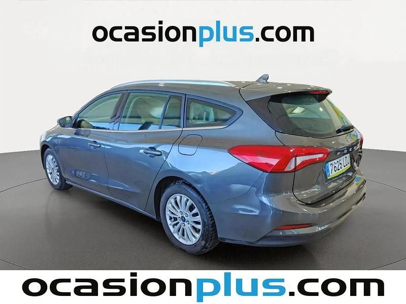 Begagnad Ford Focus Titanium 150 HK (110 kW) 2019 Grå Kombi