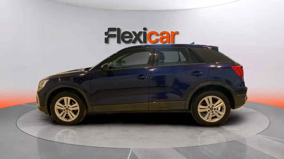 Usado Audi Q2 Advanced Plus 110 CV (80 kW) 2022 Azul SUV