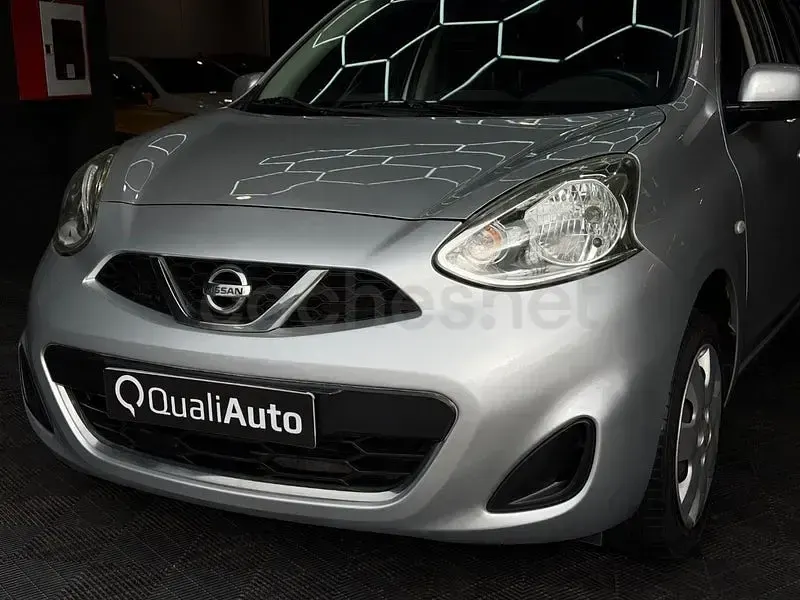 Usado Nissan Micra Acenta 80 CV (58 kW) 2015 Gris / plata Utilitario