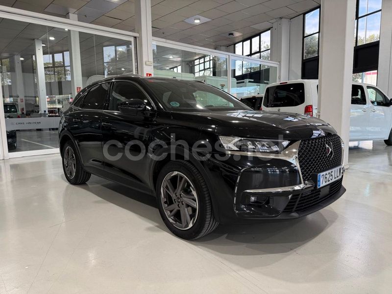 Usado DS Automobiles DS7 Crossback So Chic 180 CV (132 kW) 2021 Negro SUV
