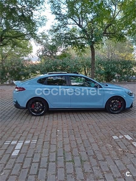 Usado Hyundai i30 280 CV (205 kW) 2022 Azul Berlina
