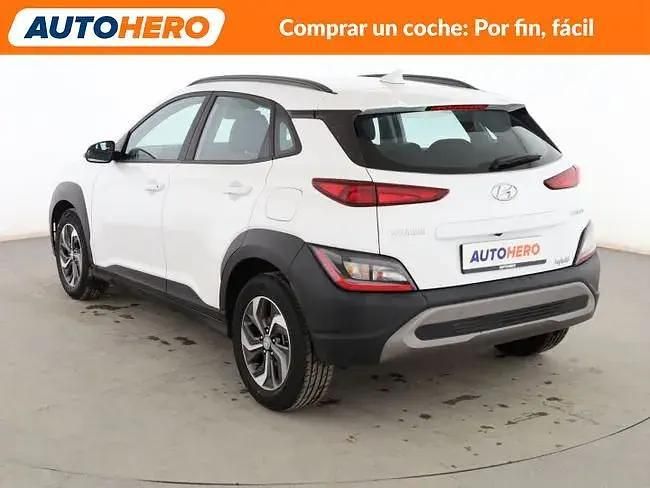 Usado Hyundai Kona 141 HP (103 kW) 2021 Branco SUV