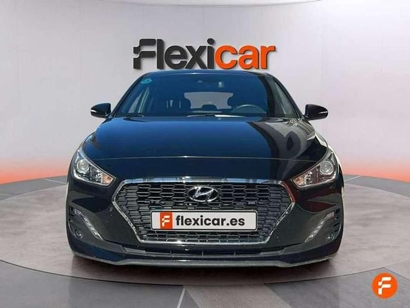 Begagnad Hyundai i30 120 HK (88 kW) 2018 Svart Sedan