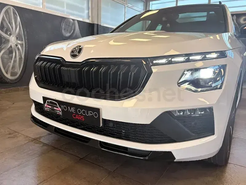 Usado Skoda Kamiq Monte Carlo 110 CV (80 kW) 2024 Blanco SUV