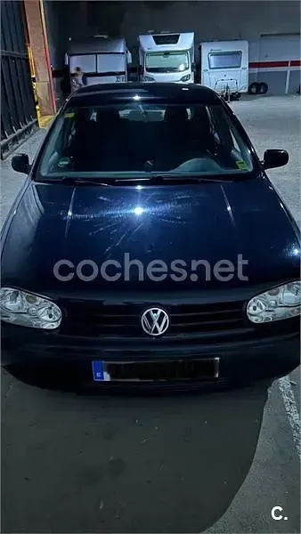 Usado VW Golf IV Conceptline 75 CV (55 kW) 2001 Azul Berlina