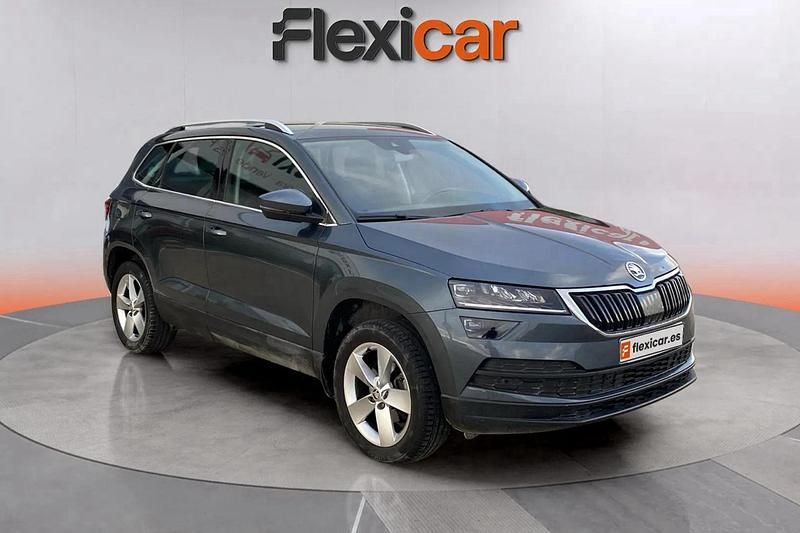 Gris Usado 2019 Skoda Karoq Ambition SUV | 17.990 € (Buen precio) - Imagen 1/4