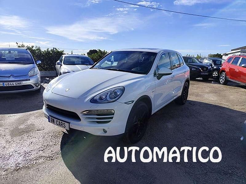 Käytetty Porsche Cayenne 245 HP (180 kW) 2013 Valkoinen Katumaasturi