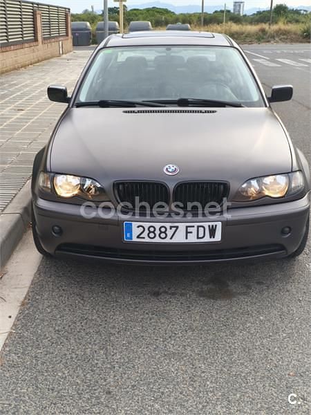 Usado BMW 320 150 CV (110 kW) 2005 Gris / plata Berlina